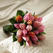 Embraceable Bouquet - W23-4675